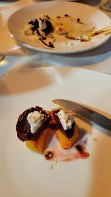 Beet and goat cheese salad