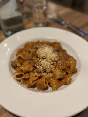 Rigatoni Bolognese