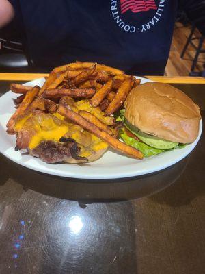 Avocado bacon burger!