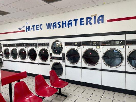 Hi-Tec Washateria