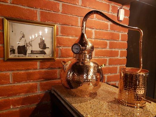 Authentic 100% pure copper pot still for making Moonshine and Whiskey