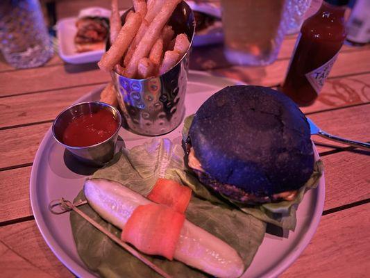 Signature Wagyu Burger w fries