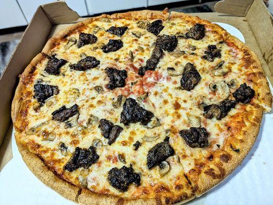 Large Steak Tip and Mushroom Pizza