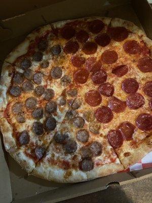 Sausage and pepperoni large pizza