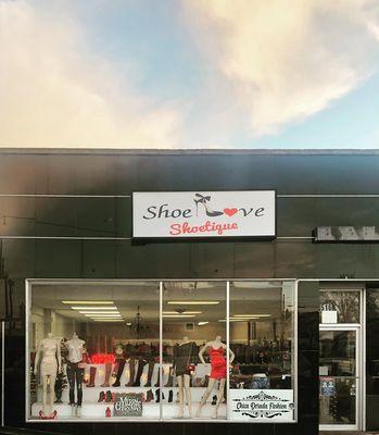 Shoe Love                           516 1/2 Clark St   Downtown Pasco