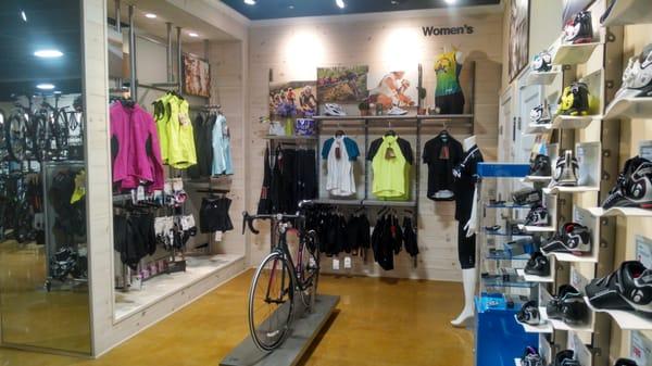 Women's Clothing from Bontrager & Pearl Izumi (2015 Trek Silque SL on display)