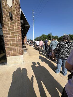 Long queue on Saturday at 9am