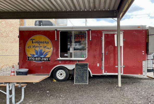 Food trailer in Montrose on Main Street.