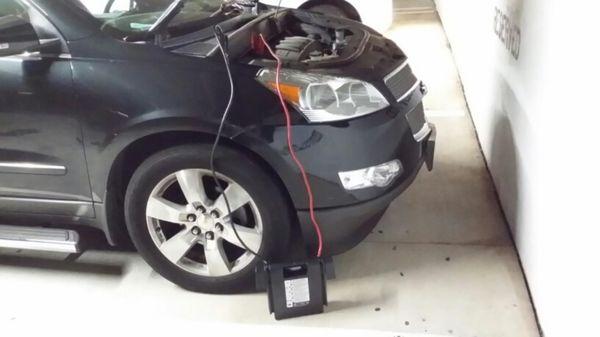 Dead Battery and need a jump start? Call for a jump start service to start your car.