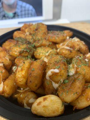 Gnocchi with marinara sauce