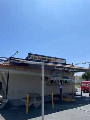 Fred's down home Burger shop