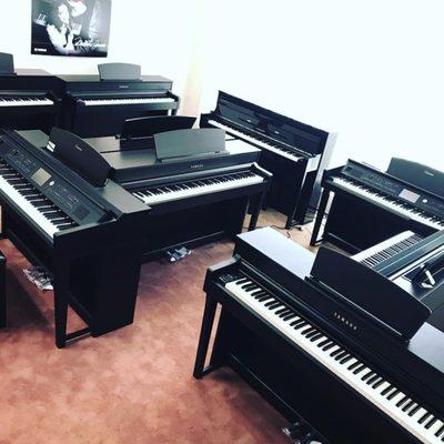 Used Digital Pianos