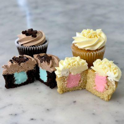 Gender Reveal cupcakes: A scratch-made chocolate or vanilla cake, customized with pink or blue vanilla filling!