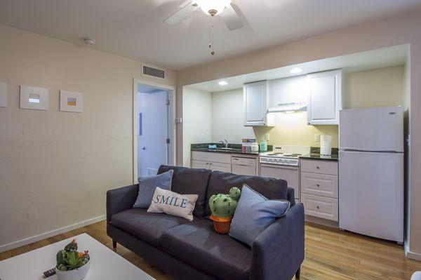 Is a 1 bedroom apartment all you need? We got them!