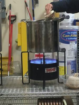 A view of the boil for the "Beginner Home Brewing" class