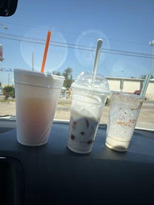 Agua de mango Fresas con crema Vanilla licuado