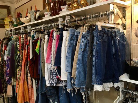 Vintage high waisted cut off's!