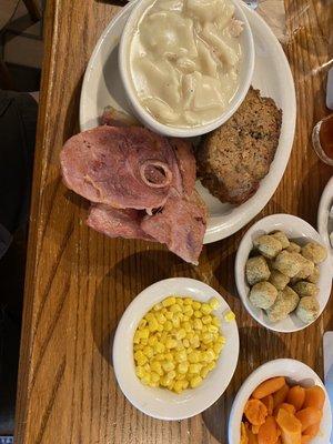 Cracker Barrel Old Country Store