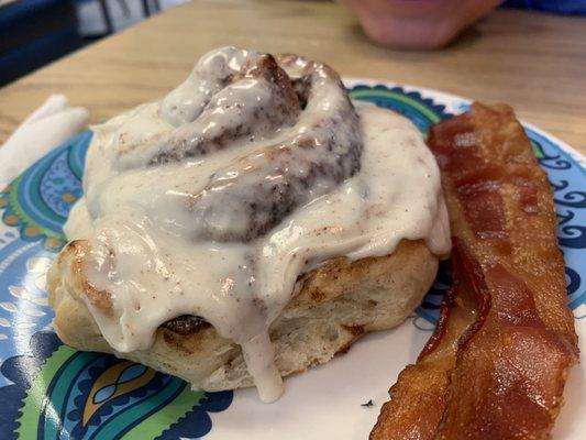 The homemade cinnamon rolls are fantastic. Very cinnamon-y.