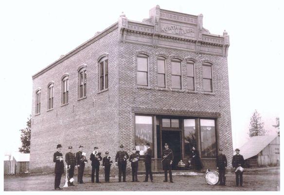 The original building in Central Point!