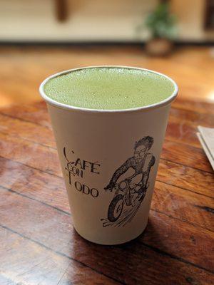 Lily pad: Matcha latte with raspberry