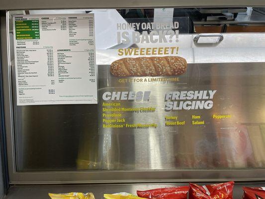 Display for sandwich ingredients, at beginning of the line to order