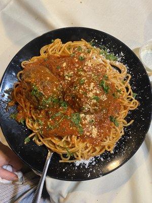 Spaghetti and meatballs