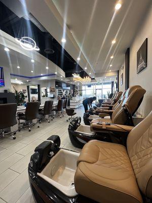 Interior of Luxx Nails