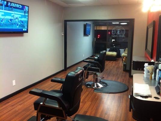 Pristine Barber Lounge