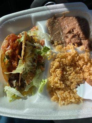 Shredded beef taco plate