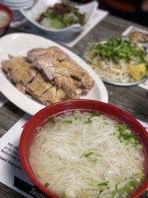 Plain noodle soup with whole chicken