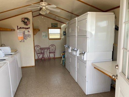 Laundry Cabin