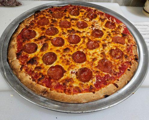 Pepperoni pizza