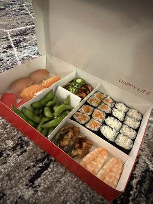 Sushi deluxe ($39)