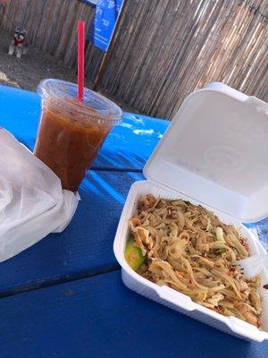 Thai tea and pad Thai