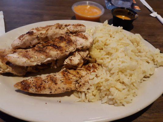 Grilled tenders with rice