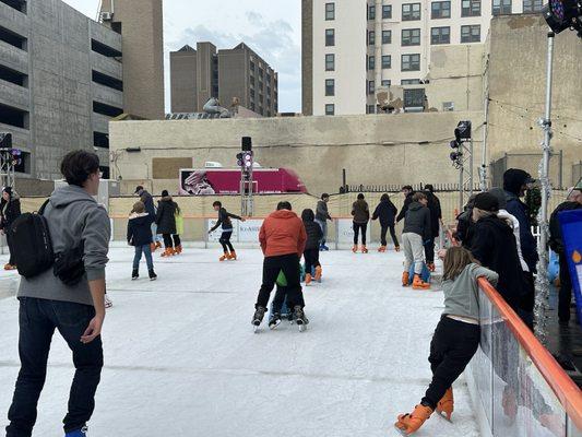 Skaters on the move