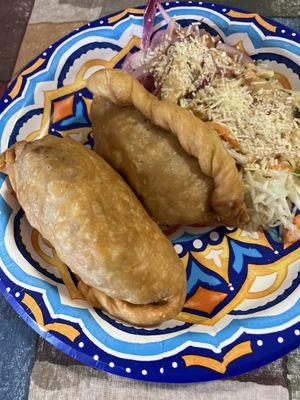 Ground beef Empanada & salad