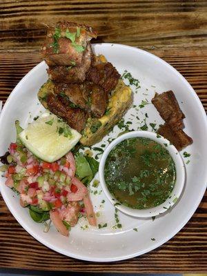 CHICHARON DE CERDO MOFONGO