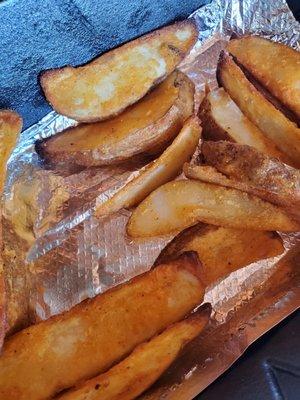 Potatoe wedges. These weren't bad, but some were hard and others were a little stale. But when you got a good one it was actually tasty.