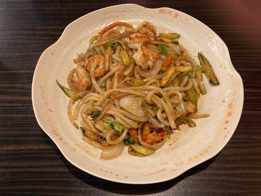 Shrimp yaki udon