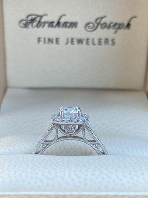 Custom setting with the VVS and peekaboo diamond designed with the help of Abraham and his team