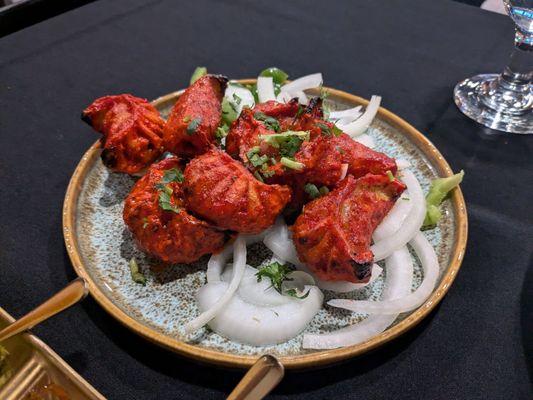 TANDOORI MOMO