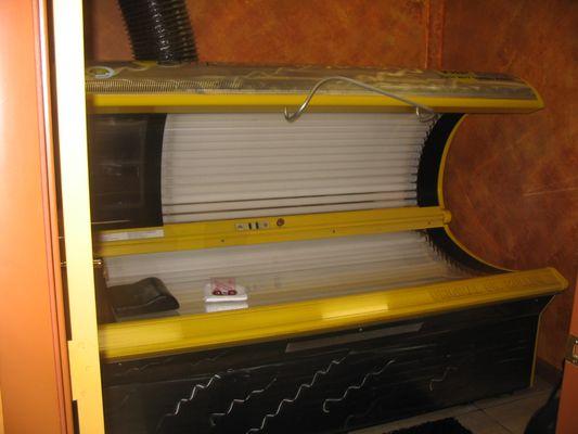 Orbit 12 MinuteTanning Bed