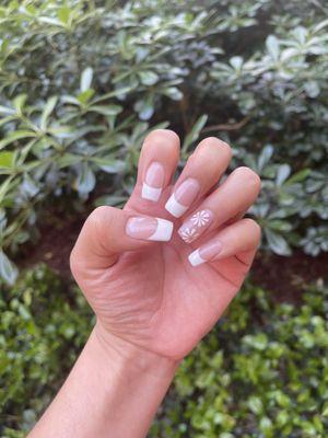 Acrylic Nails with french tip and design done by Jasmine!