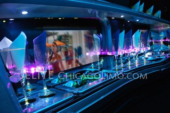 Chicago Stretch Navigator Limousine Interior