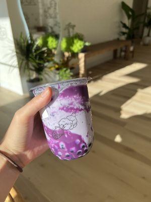 Taro ube latte