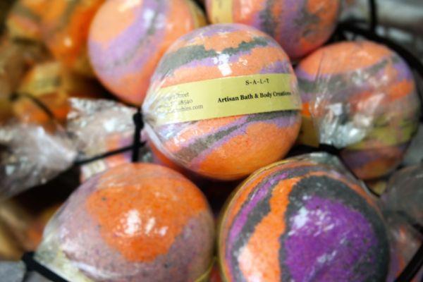 beautiful , moisturizing bath bombs. Available in LOTS of colors and fragrances.