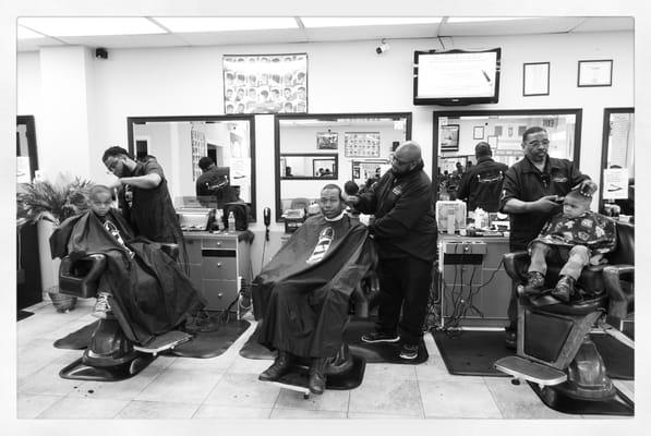 With 5 experienced barbers on staff, you never have to worry about long wait times. All of the barbers have great fade skills.