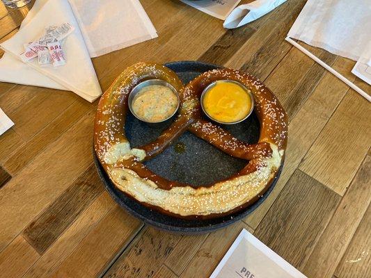 Jumbo pretzel appetizer